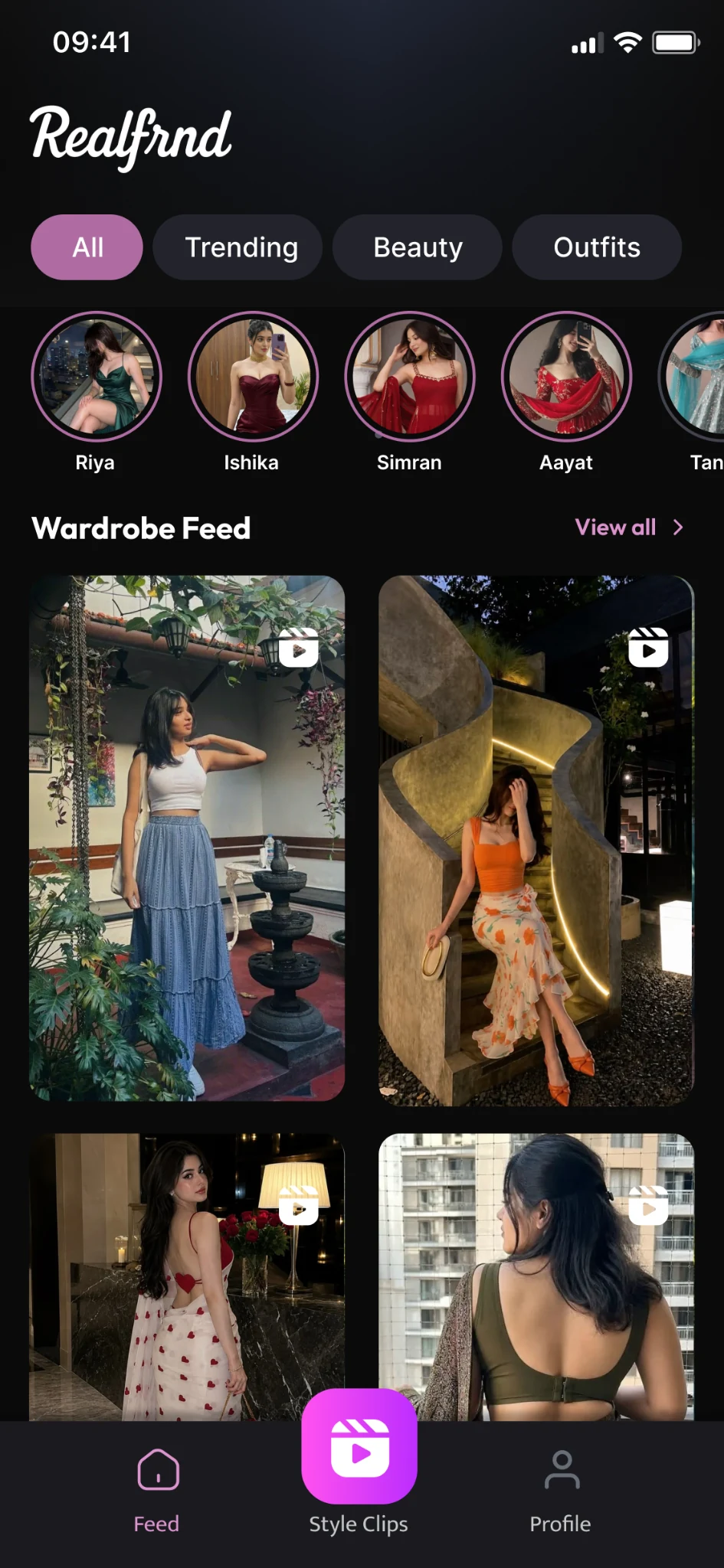 RealFrnd beauty and wardrobe feed